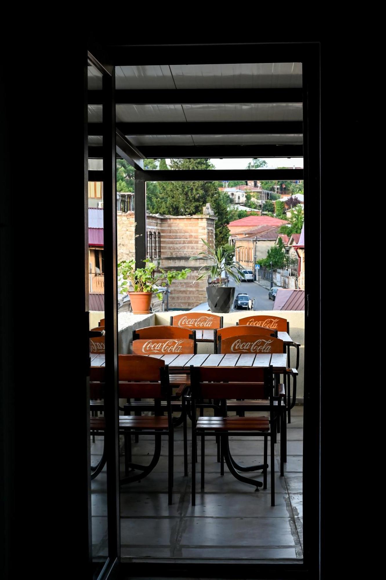 Хостел StarHostel Кутаиси Экстерьер фото