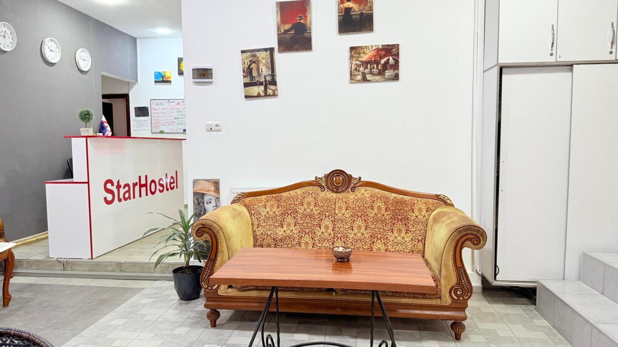 Хостел StarHostel Кутаиси Экстерьер фото