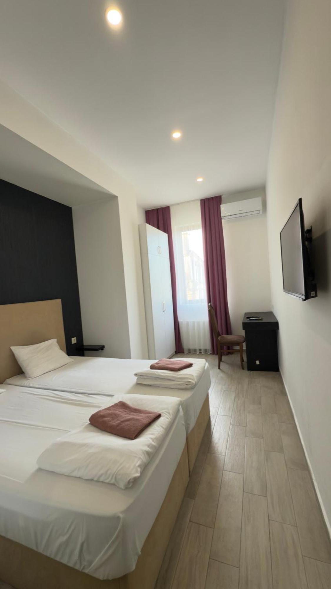 Хостел StarHostel Кутаиси Экстерьер фото
