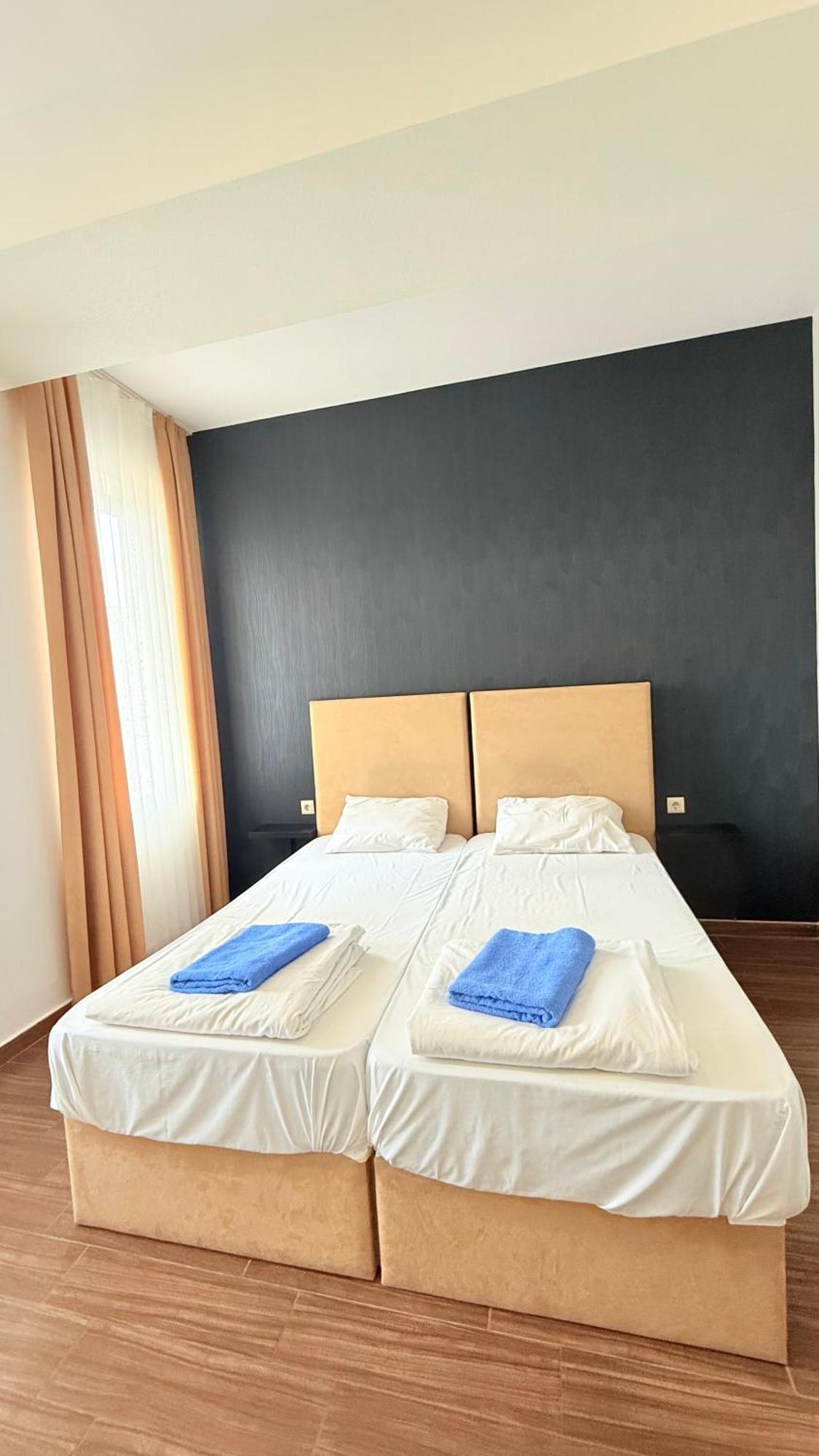 Хостел StarHostel Кутаиси Экстерьер фото